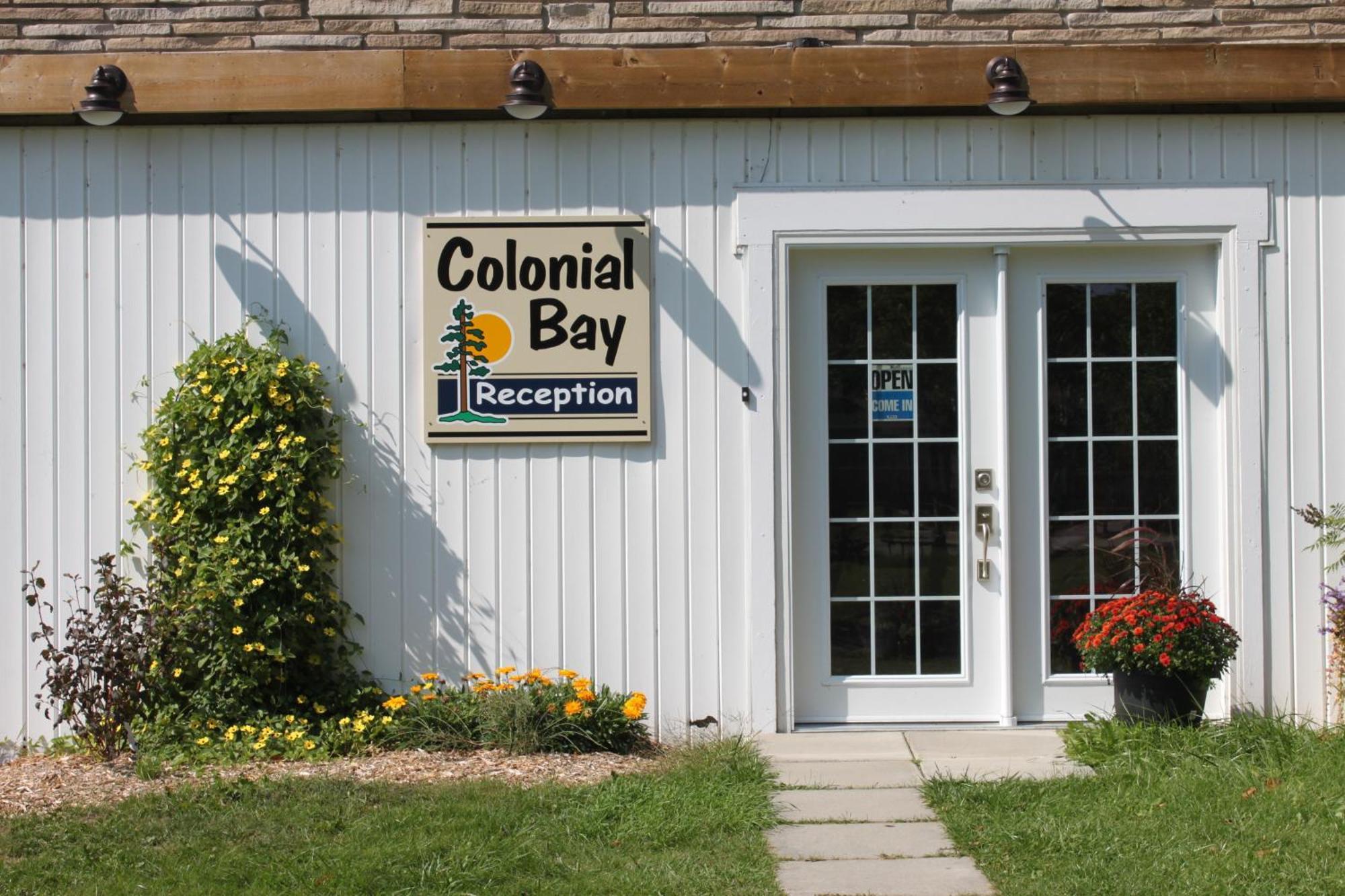 Colonial Bay Motel&Cottages Huntsville Esterno foto